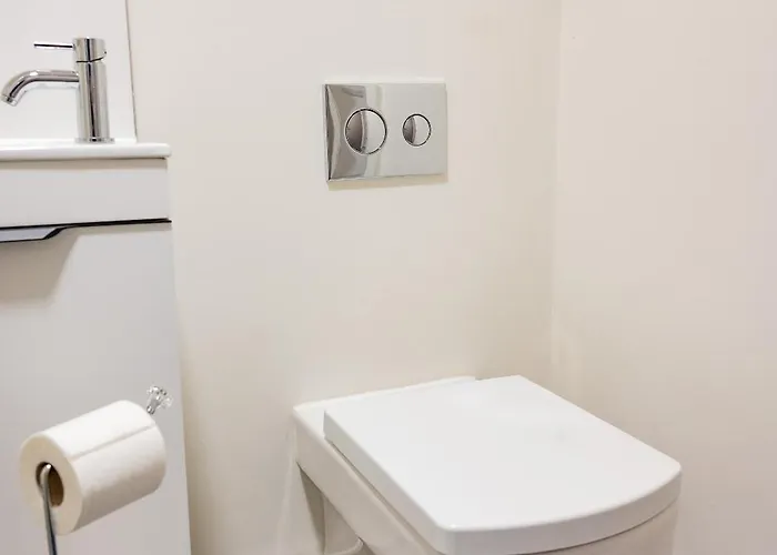 Basement Bliss Hideaway Bradford (West Yorkshire)