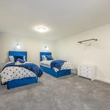 Basement Bliss Hideaway Apartman