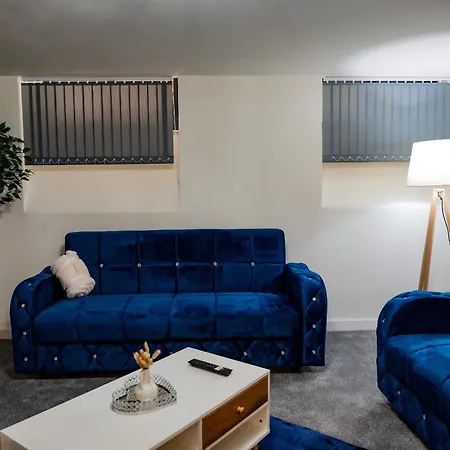 Basement Bliss Hideaway * Bradford