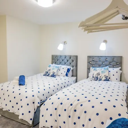 Basement Bliss Hideaway Apartman Bradford