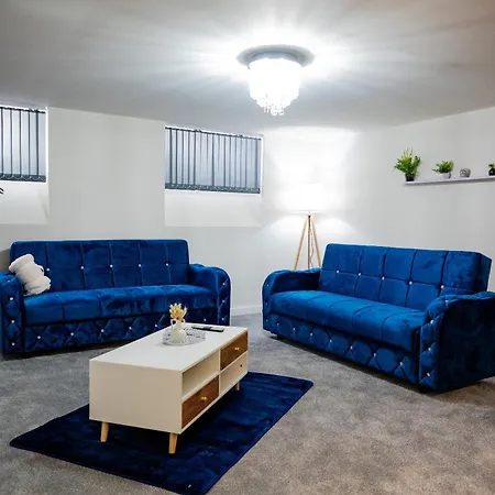 Basement Bliss Hideaway * Bradford