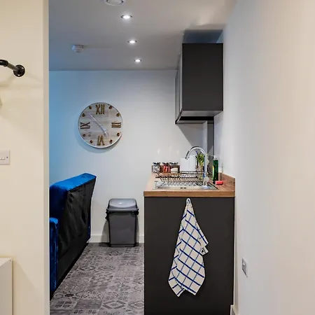 Basement Bliss Hideaway Apartman Bradford