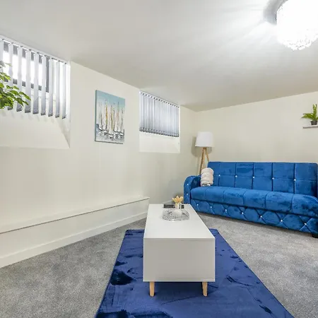 Apartman Basement Bliss Hideaway *