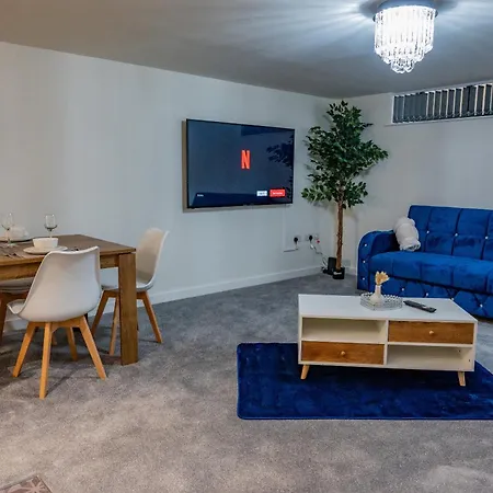 Basement Bliss Hideaway * Bradford