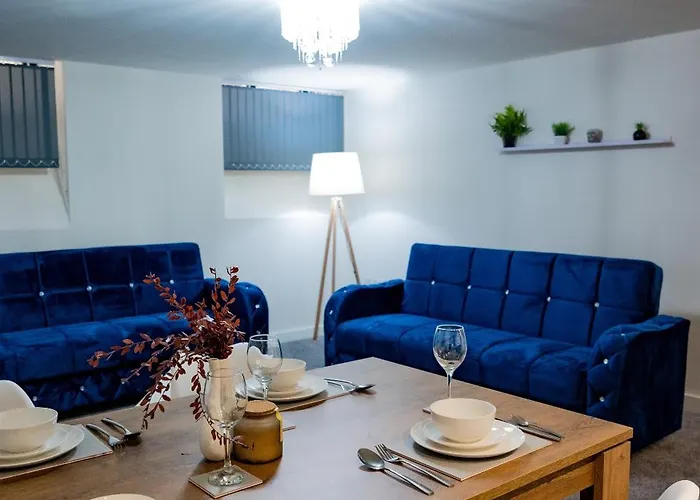 Basement Bliss Hideaway Апартаменты