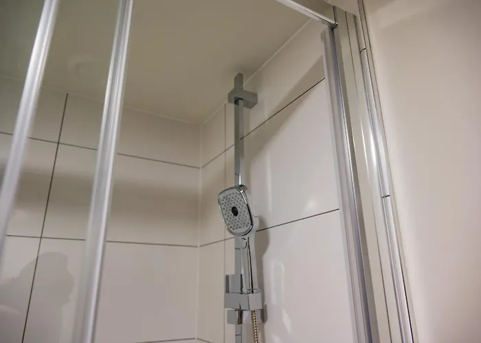 Basement Bliss Hideaway Апартаменты Брадфорд