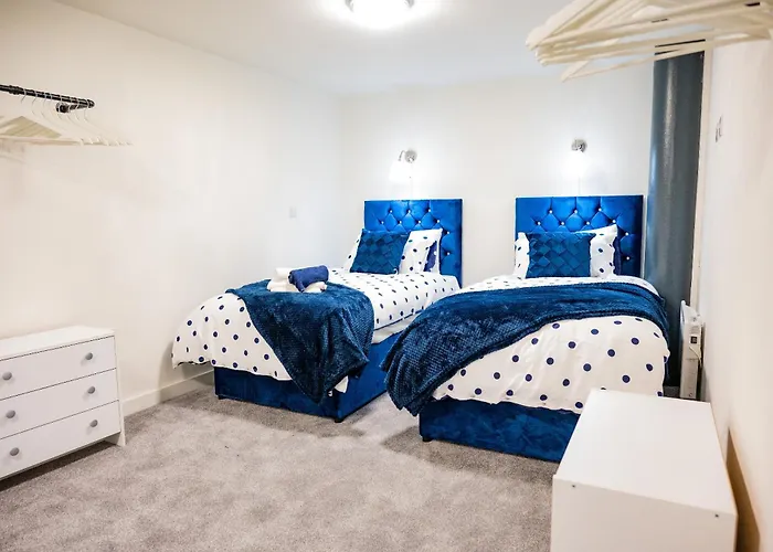 Basement Bliss Hideaway Апартаменты *