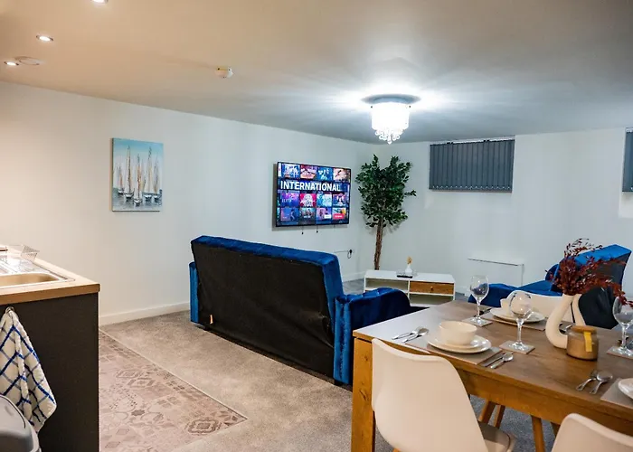 Basement Bliss Hideaway Апартаменты Брадфорд