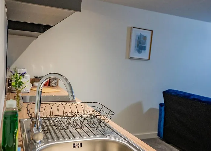 Apartment Basement Bliss Hideaway